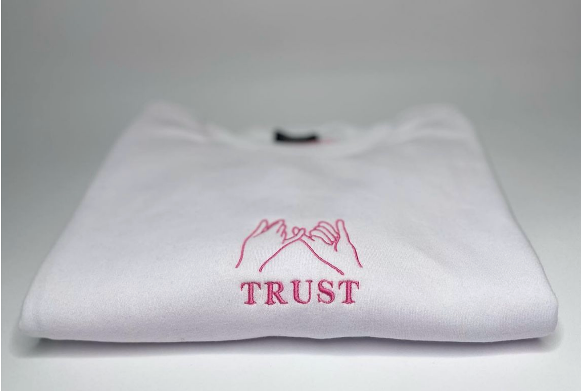 Pinky Promise Sweatshirt / Hoodie