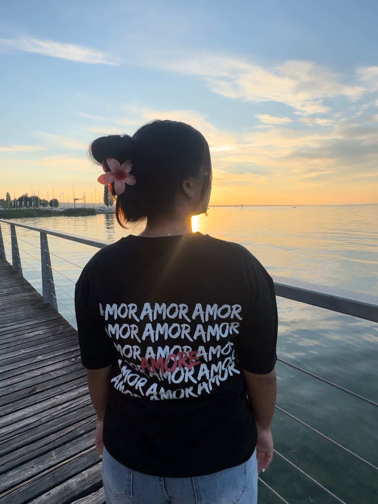 AMORE - Printed T-Shirt